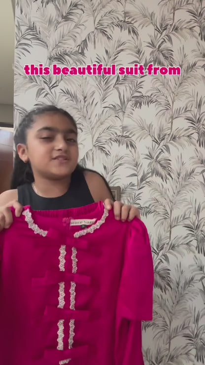 Farshi salwar gotta bow
